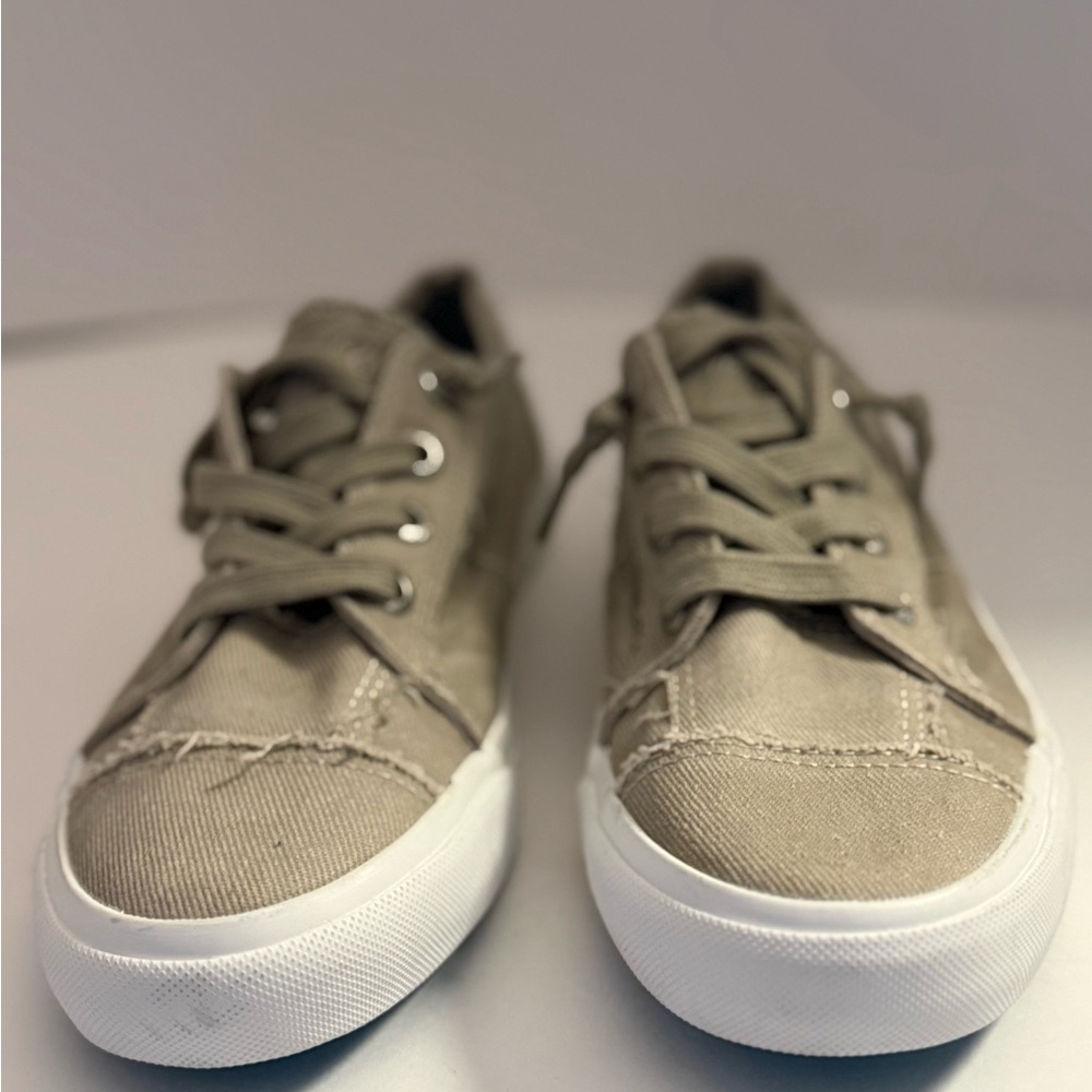 Blowfish Khaki Canvas Sneakers Women’s 8.5